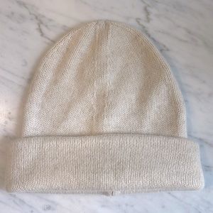 NEW Everlane knit beanie 97% wool heather oat